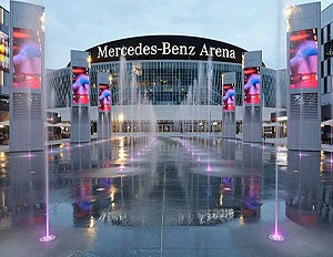 https://www.eisbaeren.de/assets/img/300x232_Mercedes-Benz-Arena-Berlin_2020-e33ea1858f.jpg