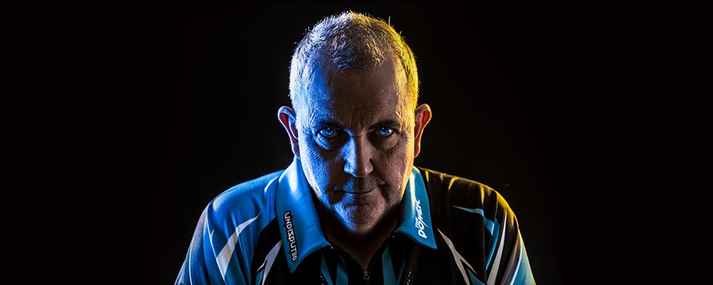 Phil Taylor kommt zum Mercedes Platz