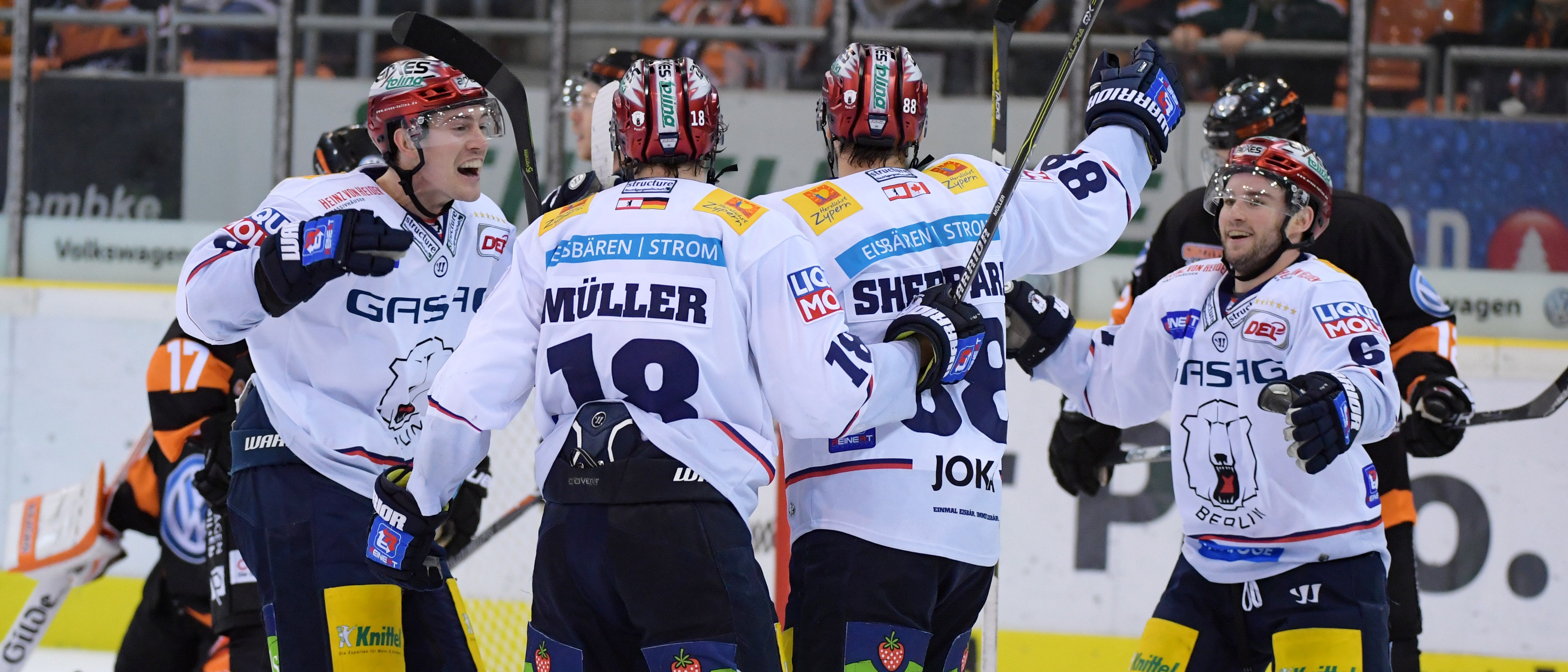 Eisbären siegen in Wolfsburg 5:2