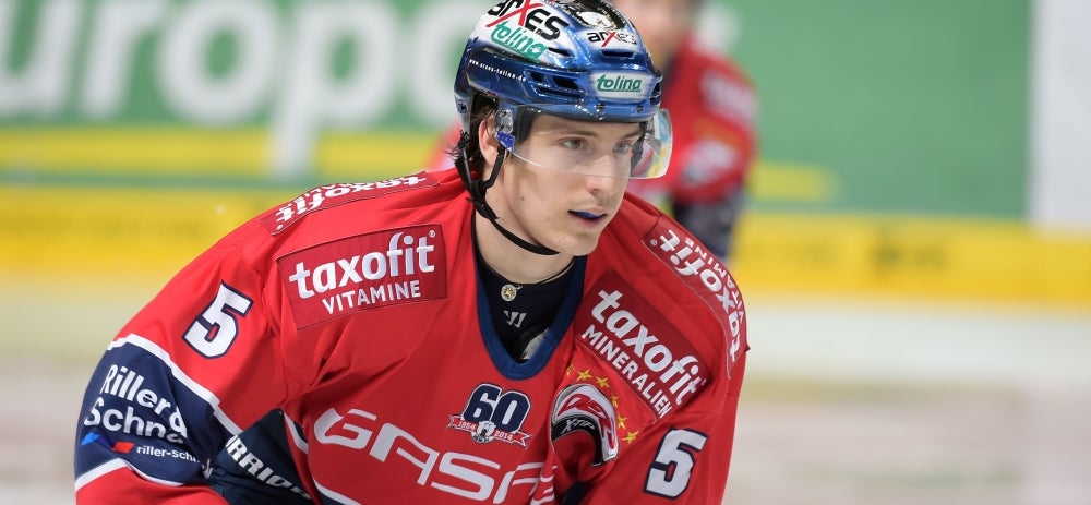 Eisbären leihen Verteidiger Alex Trivellato aus