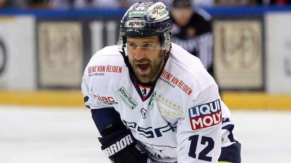 Jason Jaspers bleibt bei den Eisbären Berlin